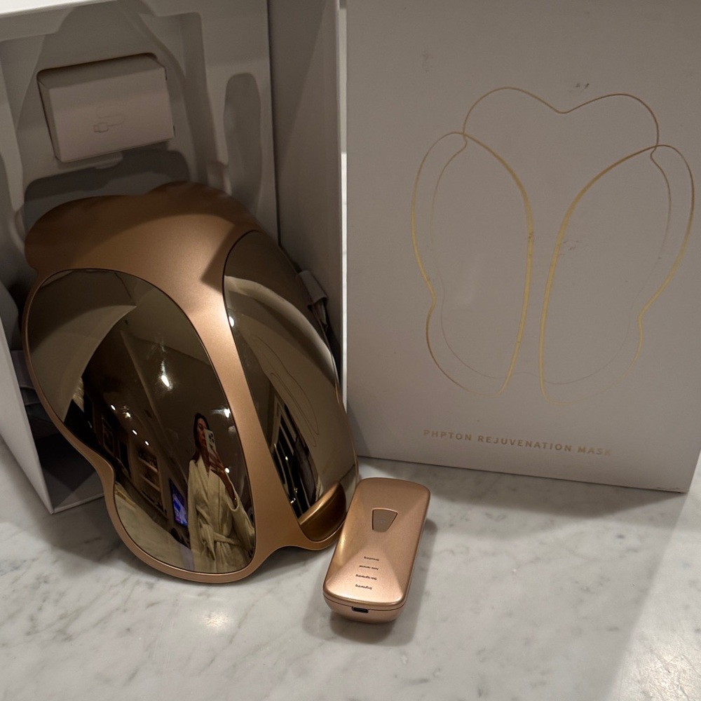 Gold Photon red light Mask
